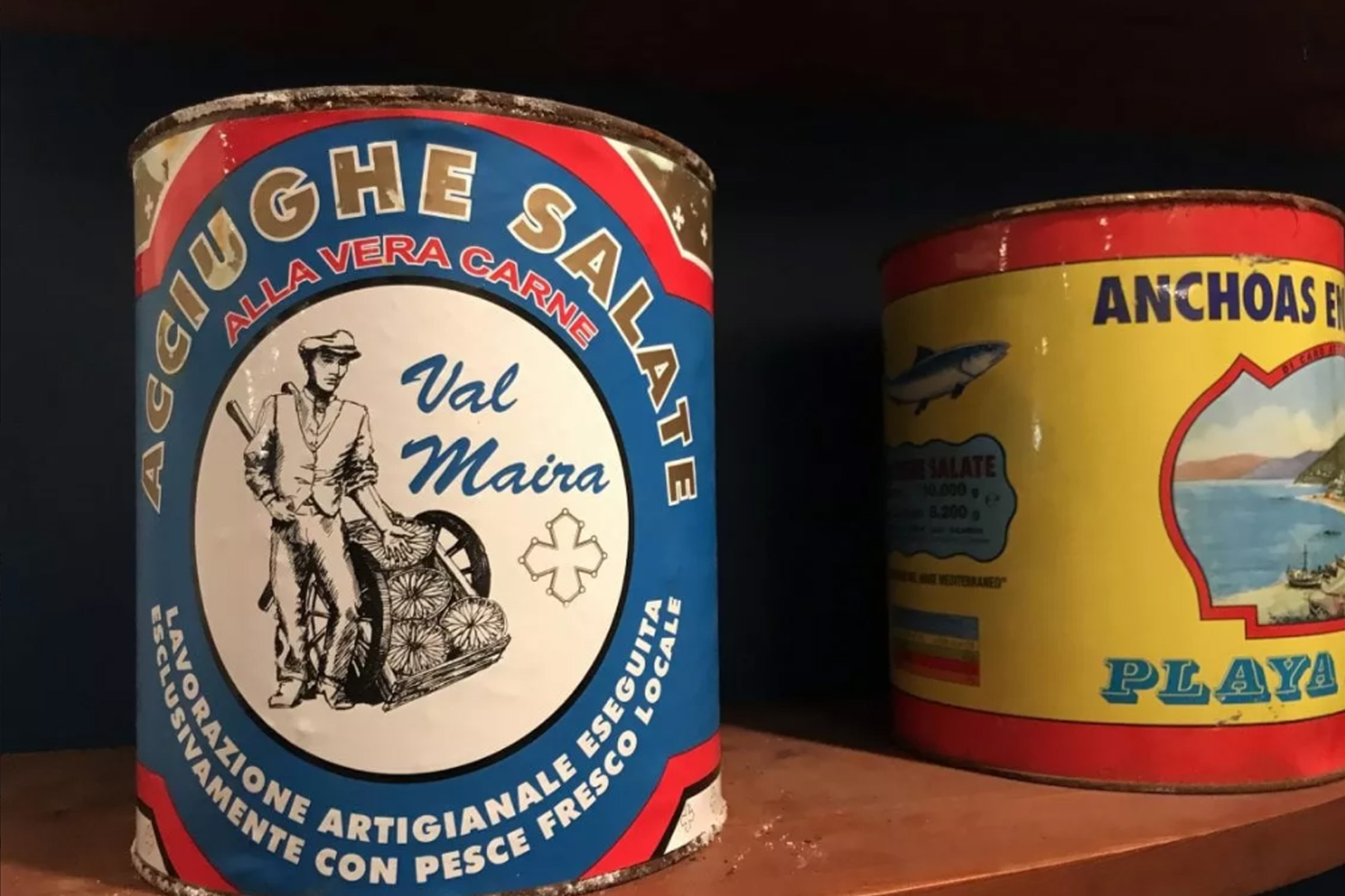 In Val Maira on the snow: dinner based on anchovies and sleeping in a farm house