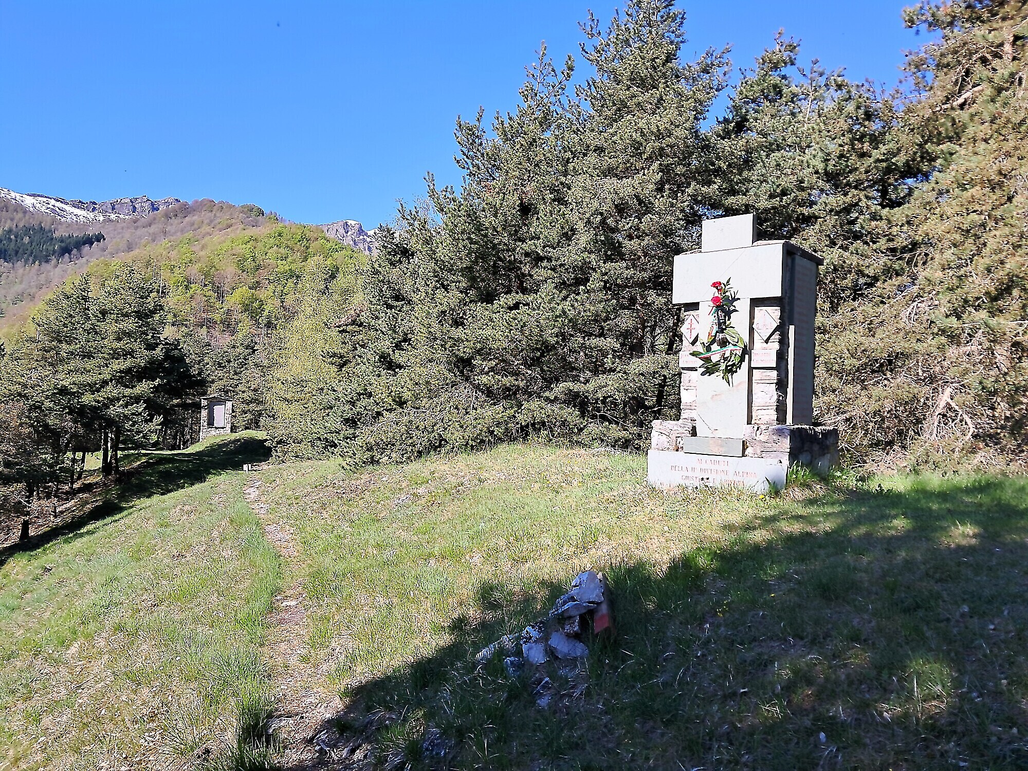 Santa Margherita – Loop Trail along the Paths of the Partisans of the 2nd Alpine Division “Giustizia e Libertà” Santa Margherita – Loop Trail along the Paths of the Partisans of the 2nd Alpine Division “Giustizia e Libertà”